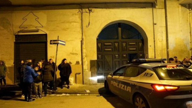 Bimbo di 7 anni trovato morto in casa