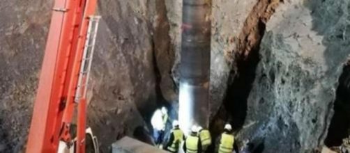 Oper&aacute;rios trabalham no resgate do garoto na Espanha (Reprodu&ccedil;&atilde;o)