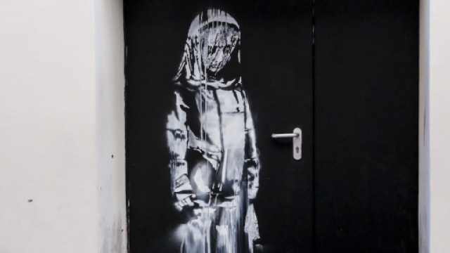 Rubato il murale di Banksy al Bataclan - mondonewsblog.com