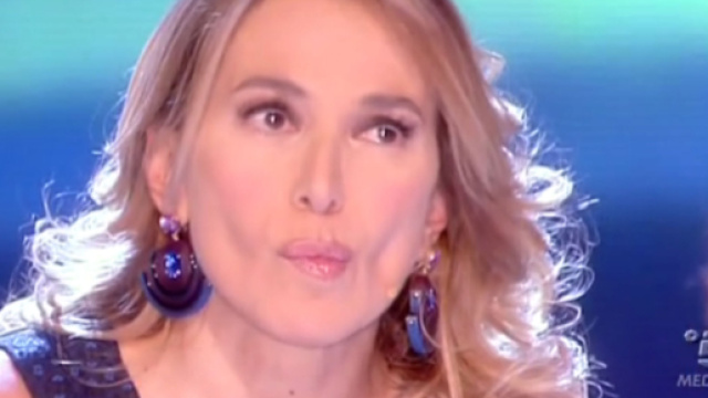Barbara D'Urso umiliata in diretta: 'Morgani ti considera degrado'