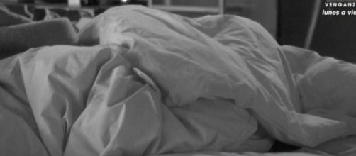 Sof&iacute;a Suescun y Alejandro Albal&aacute;, el intenso edredoning en GH D&Uacute;O