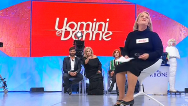 Anticipazioni Uomini e Donne: Angela potrebbe lasciare il programma