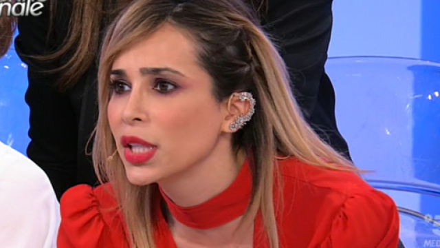 Uomini e donne, news: continua lo scontro tra Armando e Noel