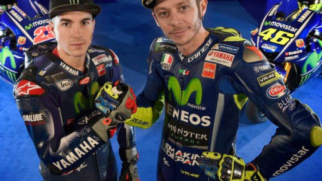 Valentino Rossi: ''La nuova moto sar&agrave; nera e blu''