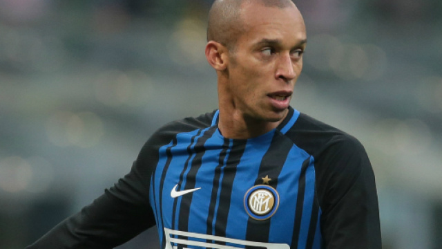 Miranda serait pist&eacute; par le PSG pour renforcer sa d&eacute;fense lors du mercato hivernal