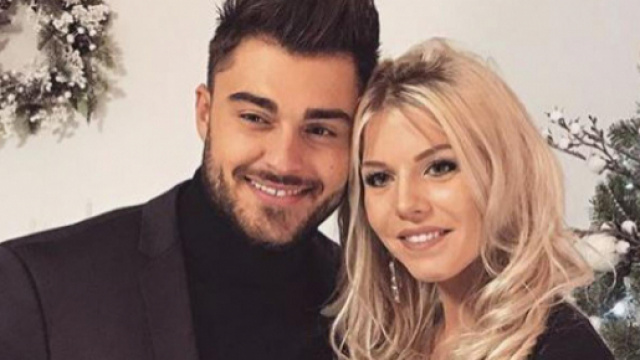 Thibault et Jessica se sont mari&eacute;s &agrave; Duba&iuml; et d&eacute;voilent la premi&egrave;re photo du mariage.