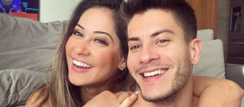 Mayra Cardi e Arthur Aguiar (Reprodu&ccedil;&atilde;o/Instagram)