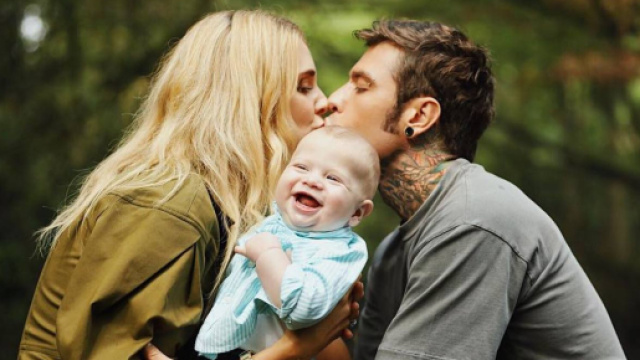 Fedez e la sua famiglia al completo