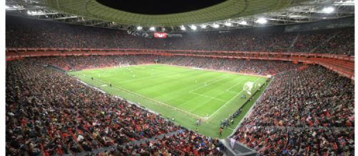 Aspecto del Estadio San Mam&eacute;s durante el partido de f&uacute;tbol femenino Atletic - Atl&eacute;tico