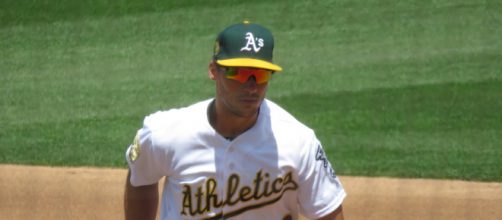 Matt Olson won a Gold Glove in 2018. [Image Source: Flickr | Scott U]