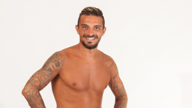 Julien Tanti retouch&eacute; sur Instagram, les internautes ne le reconnaissent pas