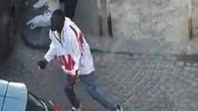 Napoli, nuovo allarme al Vasto: "C'&egrave; un pazzo furioso che minaccia tutti" - Il Mattino