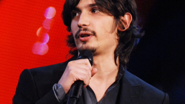 Sanremo, polemiche per l'esclusione di Pierdavide Carone dai big.
