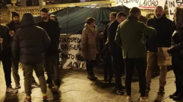 Sassari, diciottesima notte in tenda per gli ex dipendenti Secur - Fonte: Pietro Serra