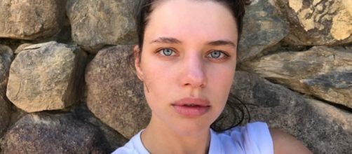 Bruna revelou achar sexy os pelos nas axilas. (Foto Reprodu&ccedil;&atilde;o)