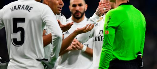 Real Madrid have fallen ten points behind Barcelona- (Image via standard.co.uk/Youtube)