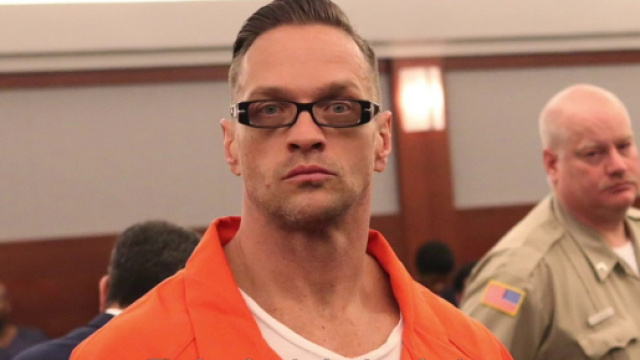 Scott Raymon Dozier, condannato a morte in Nevada, stanco di attendere l'esecuzione della pena si &egrave; suicidato.