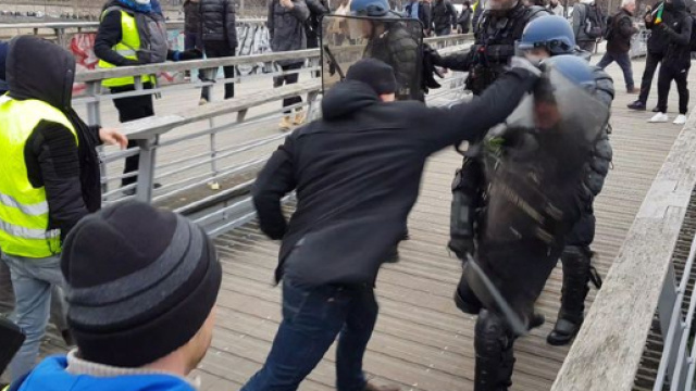 Gilets Jaunes : la cagnotte en soutien au boxeur Dettinger d&eacute;passe les 100 000 euros