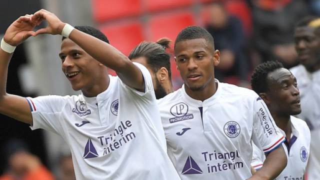 Mercato FC Barcelone : Jean-Clair Todibo a sign&eacute;