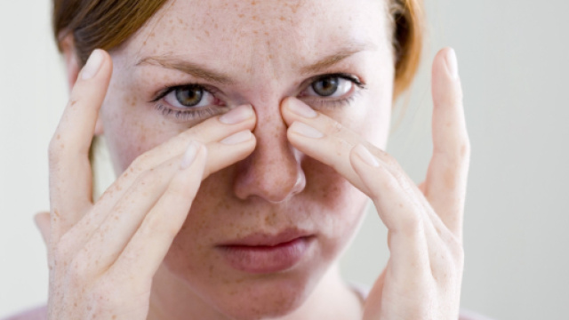 Alcuni sintomi della presenza di polipi nasali.