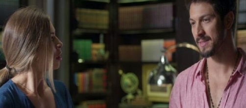 Marcos coloca Paloma contra a Parede. (Reprodu&ccedil;&atilde;o/TV Globo)