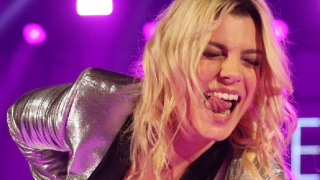 Emma Marrone torna su IG dopo l'intervento ed esulta: 'Io sono bella' &egrave; primo su EarOne.