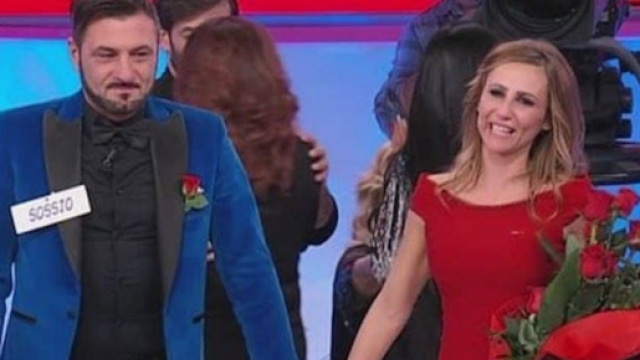 Sossio Aruta di Uomini e Donne &egrave; diventato padre: la compagna Ursula ha dato alla luce Bianca