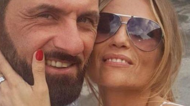Sossio e Ursula annunciano: "&egrave; nata Bianca"