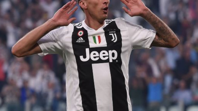 Calciomercato Juve, Mandzukic avrebbe gi&agrave; un'intesa con il Manchester United per gennaio