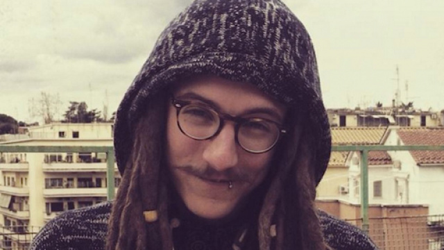 Cranio Randagio, rapper romano scomparso nel 2016.