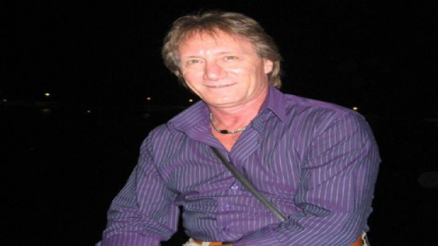 Tuturano ha dato il suo ultimo a Derio Serio, il 59enne deceduto in un tragico incidente stradale a Surbo