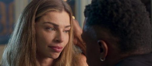 Paloma se afasta de Ramon. (Reprodu&ccedil;&atilde;o/TV Globo)