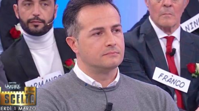 Anticipazioni Uomini e donne del 15 ottobre: Riccardo legge una lettera per Ida