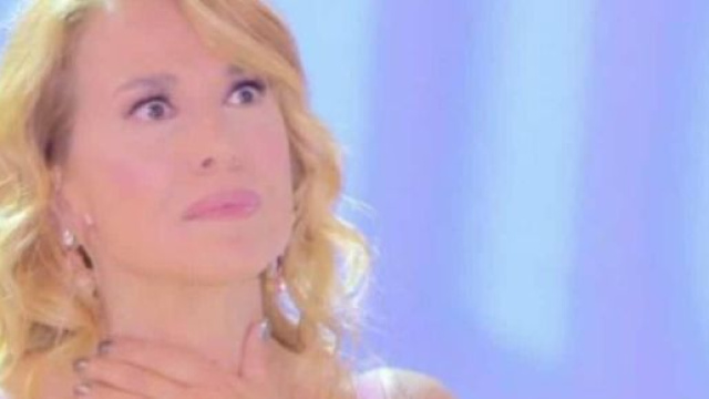 Barbara D'Urso imbarazzata a Pomeriggio 5