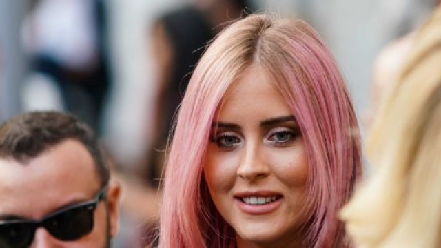 Tagli di capelli e tonalit&agrave; per l'autunno-inverno: il chin bob, il rosa e l'icy blue