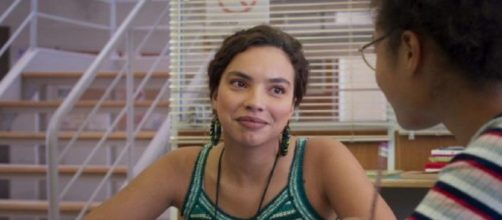 Francisca e Alice prometem boa rela&ccedil;&atilde;o em "Bom Sucesso". (Reprodu&ccedil;&atilde;o/TV Globo)