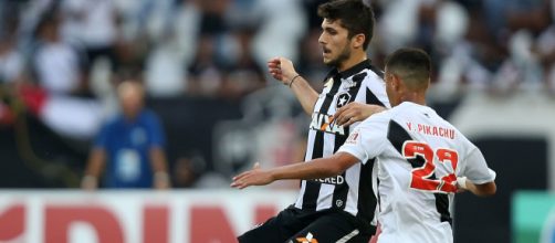 Vasco e Botafogo est&atilde;o separados por um ponto. (Arquivo Blasting News)