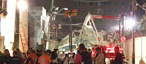 Sete pessoas foram resgatadas com vida (Reprodu&ccedil;&atilde;o/Rede Globo)