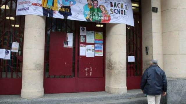 Milano, bambino di sei anni cade da 10 metri di altezza a scuola: &egrave; in gravi condizioni