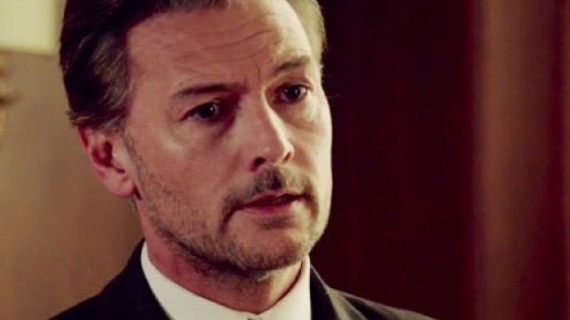 Il Paradiso delle signore 4 spoiler: Umberto Guarnieri avr&agrave; dei grossi problemi finanziari