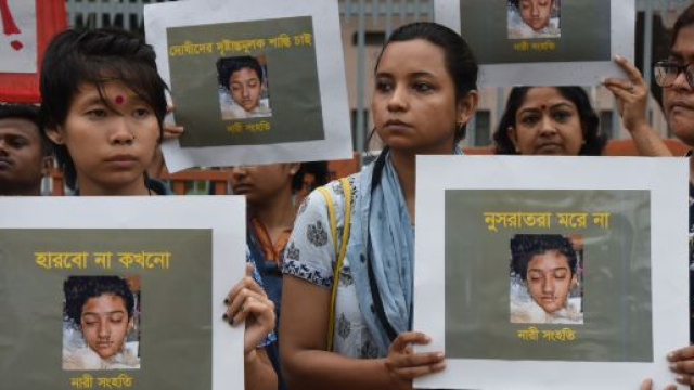 Bangladesh, le proteste per la ragazza bruciata viva