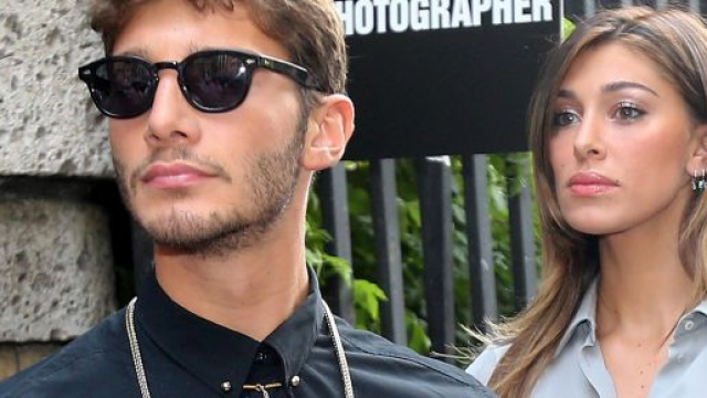 Belen vola alle Maldive con Stefano De Martino: &lsquo;Le cose vanno come devono andare&rsquo;.