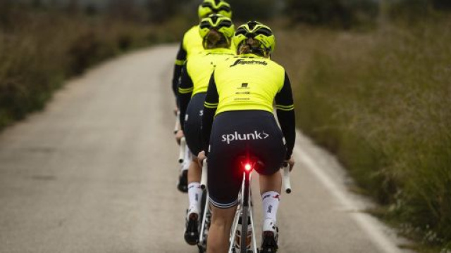 Ciclismo e sicurezza in strada, governo congela nuove norme