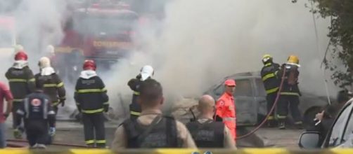 Duas v&iacute;timas estavam em um carro. (Reprodu&ccedil;&atilde;o/Rede Globo)