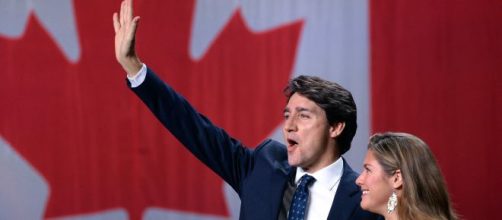 Canada's Trudeau wins re-election but faces a divided nation ... - myarklamiss.com [Blasting News library]