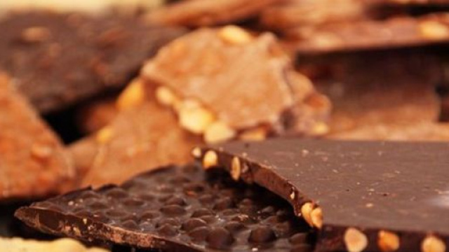 Cioccolato al 4% di oleuropeina dell'olio d'oliva, evita gli sbalzi di glicemia nei diabetici tipo 2. (Canva)