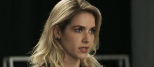 Yohana ter&aacute; noite &iacute;ntima com M&aacute;rcio, ap&oacute;s desencanar de T&eacute;o. (Reprodu&ccedil;&atilde;o/Rede Globo)