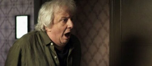 Eus&eacute;bio protagonizar&aacute; cenas dignas de com&eacute;dia pastel&atilde;o nos pr&oacute;ximos cap&iacute;tulos na novela das nove. (Reprodu&ccedil;&atilde;o/Rede Globo)