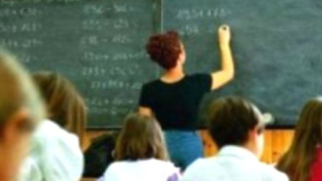 Treviso: maestra sgrida alunno di 10 anni, lui l'aggredisce