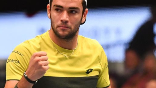 ATP Vienna, Berrettini batte Rublev 7-5, 7-6: semifinale e Top 10 - sky.it